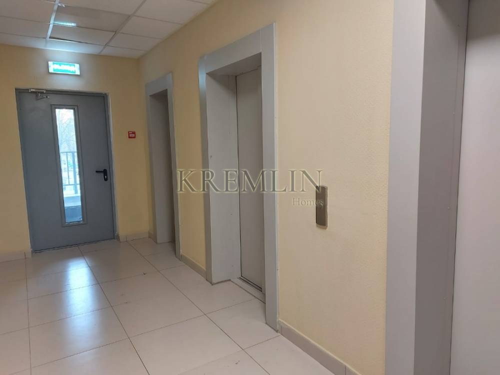 09d9e5ee-b50e-47f9-a842-7806b859e264