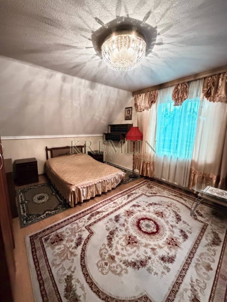 5258181547301473900_121