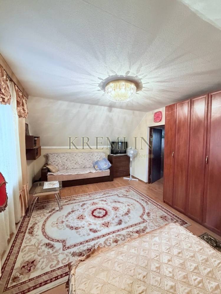 5258181547301473901_121