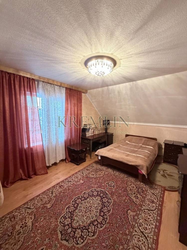 5258181547301473912_121