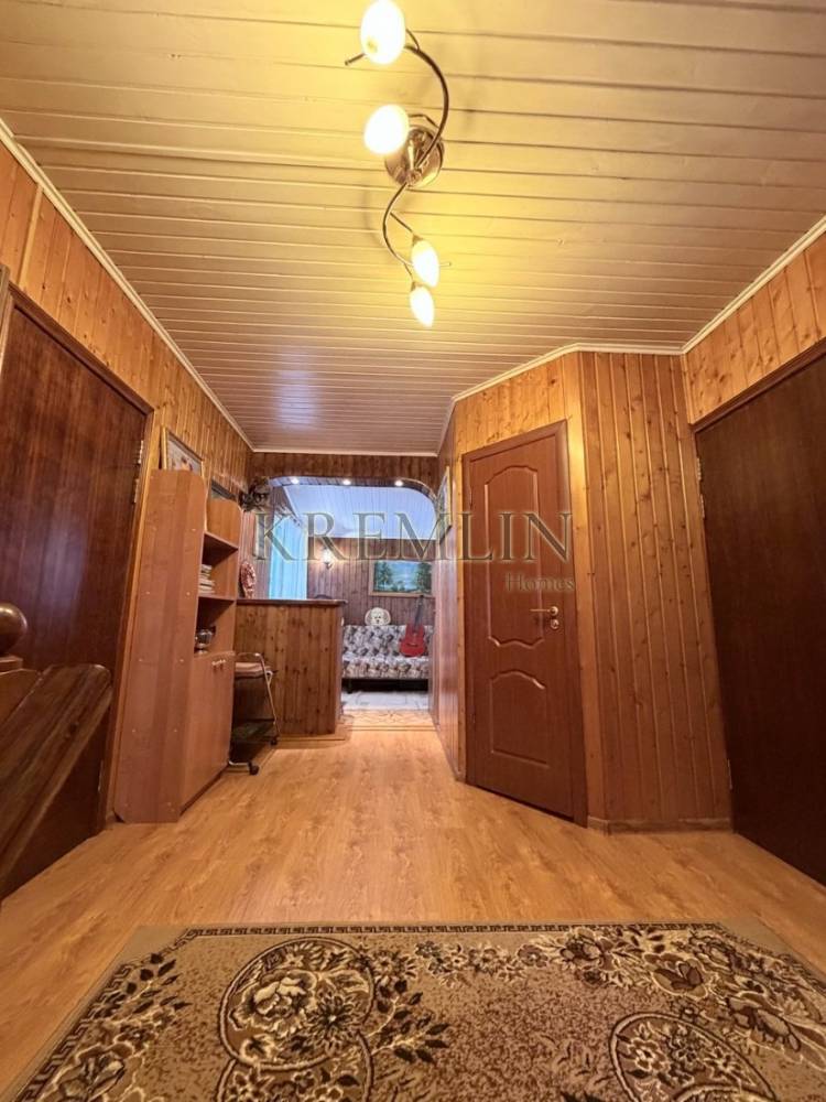 5258181547301473928_121