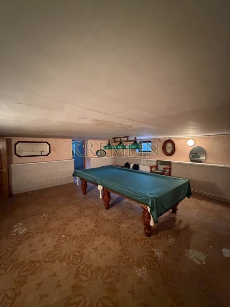 5267092230051140180_121