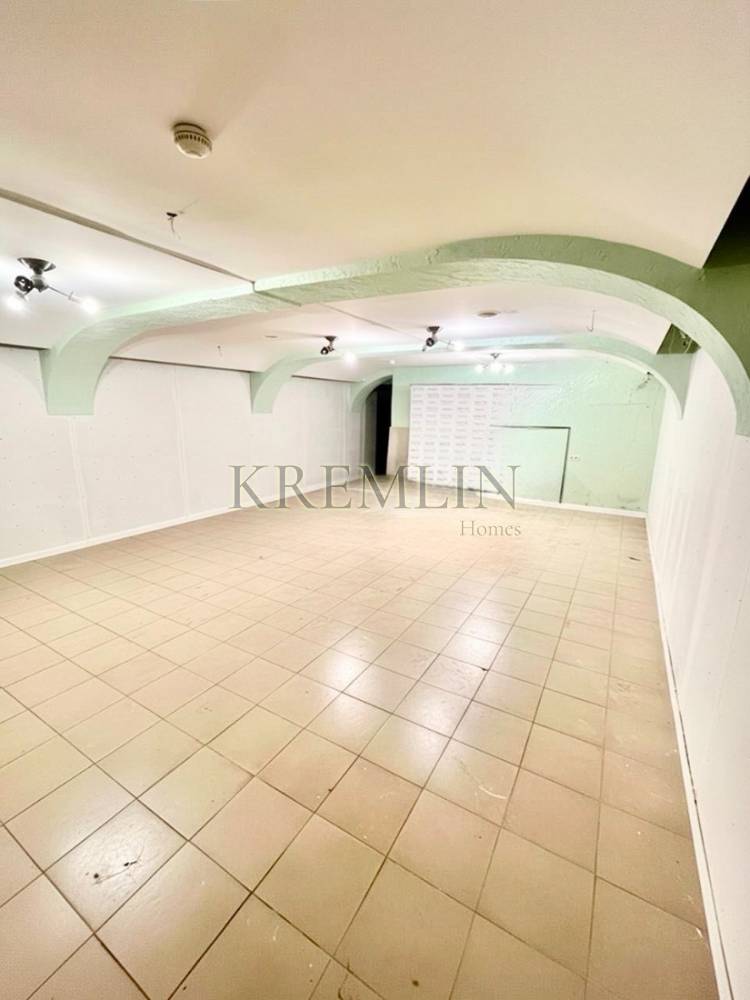 5253954461963588354_121