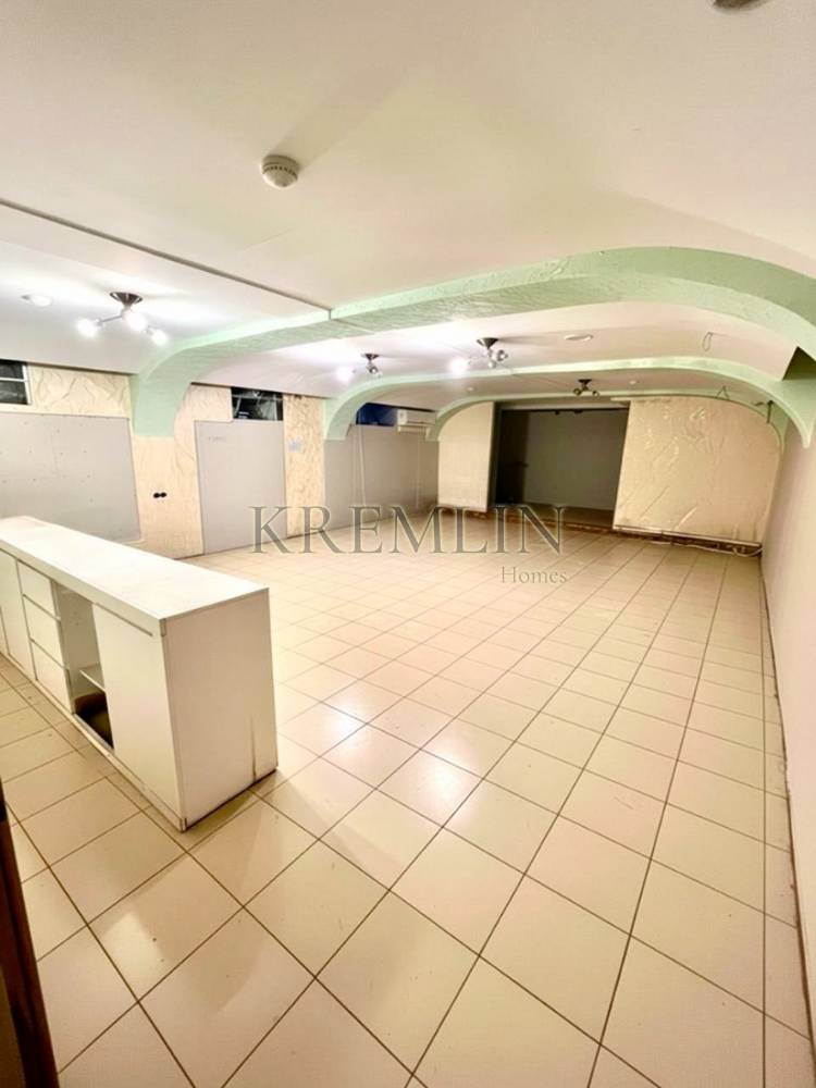 5253954461963588352_121